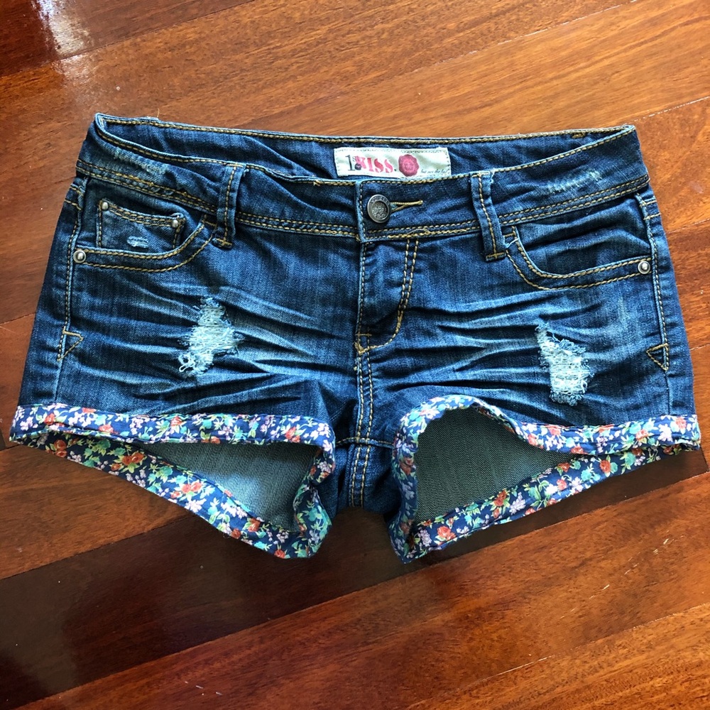 1st Kiss Floral Denim Short Shorts Size 3